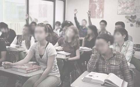 大學(xué)生自我介紹簡單大方