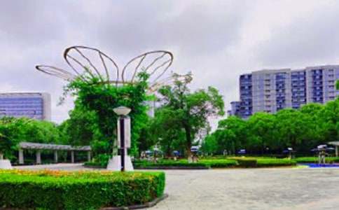 美麗的公園寫景優秀作文4篇