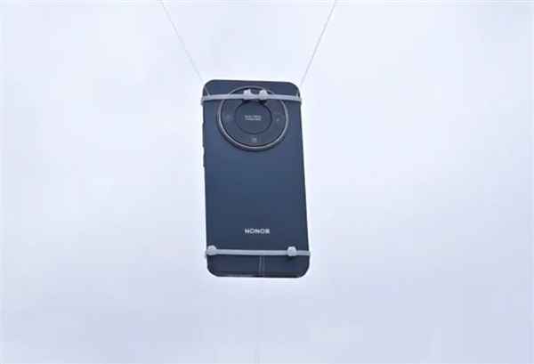 號稱硬核之王！榮耀X70能擋子彈